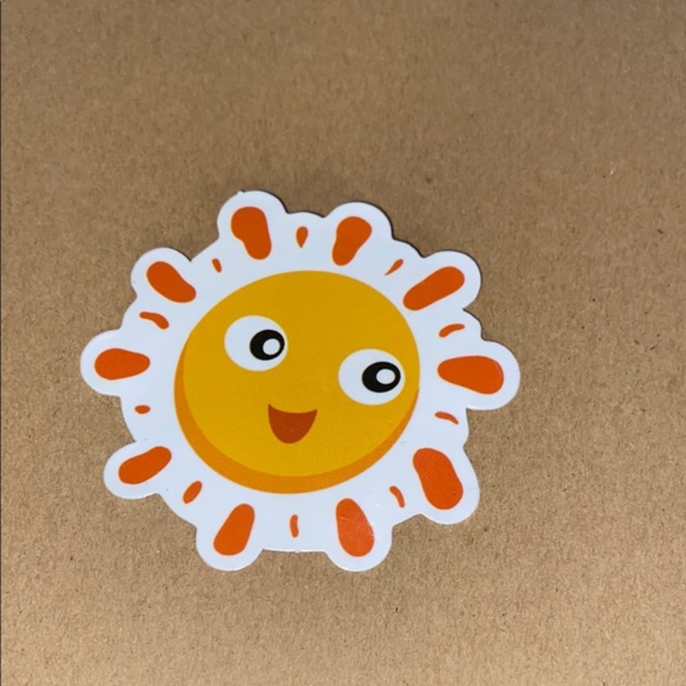 🌈20/$12🌈 Cute Sun Sticker
